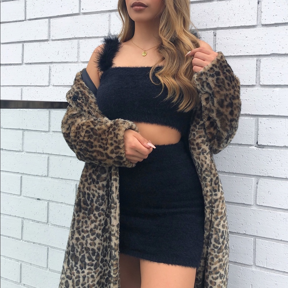 Fuzzy black two piece set